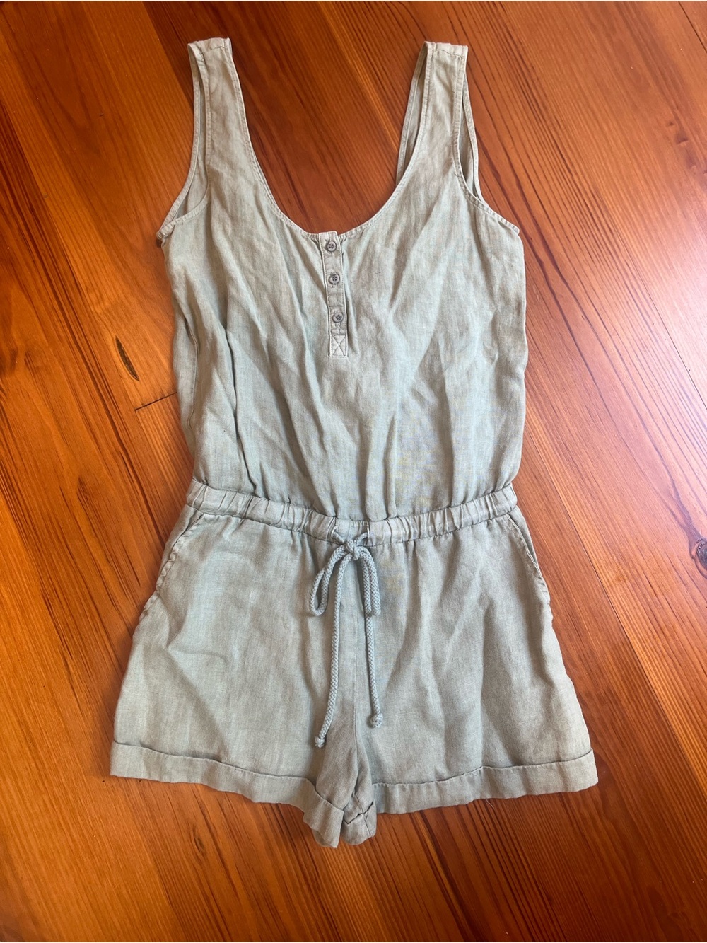 Bella Dahl Linen Blend Top in Sage